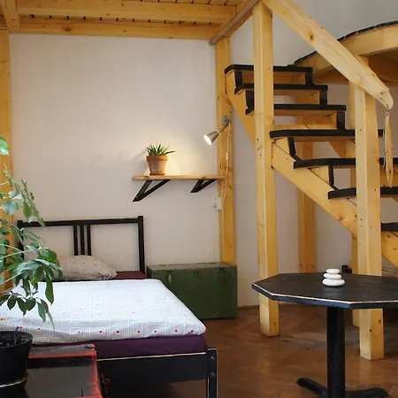 Minoo House Hostel Budapest