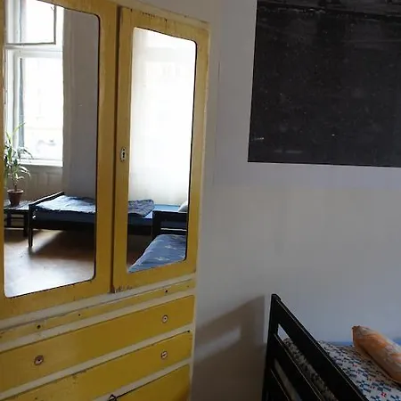 Minoo House Hostel